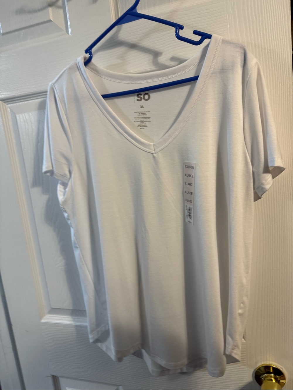 SO White V-Neck Short Sleeve Tee